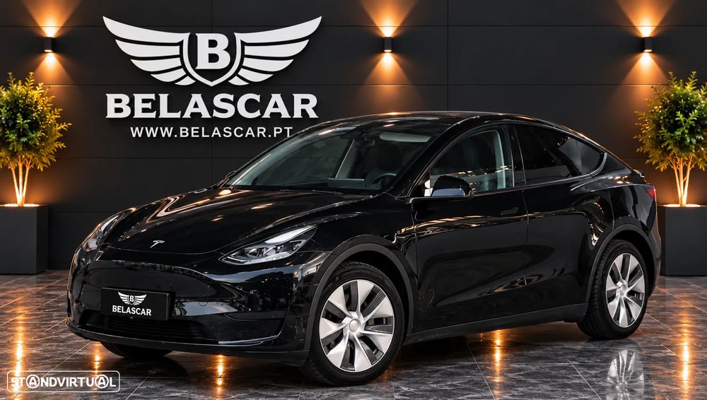 Tesla Model Y Standard - 2