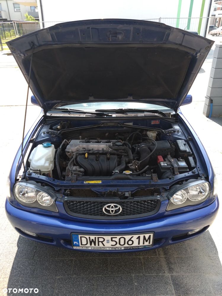 Toyota Corolla - 13