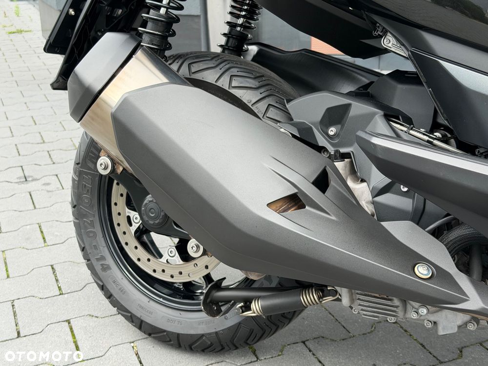 BMW C 400 GT - 13
