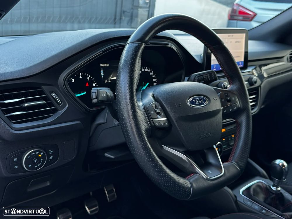 Ford Focus 1.0 EcoBoost S&S ST-LINE - 9