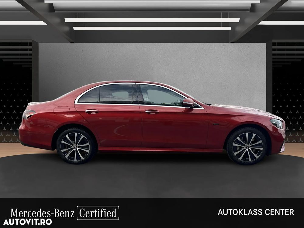 Mercedes-Benz E 300 de 4Matic 9G-TRONIC AMG Line - 6