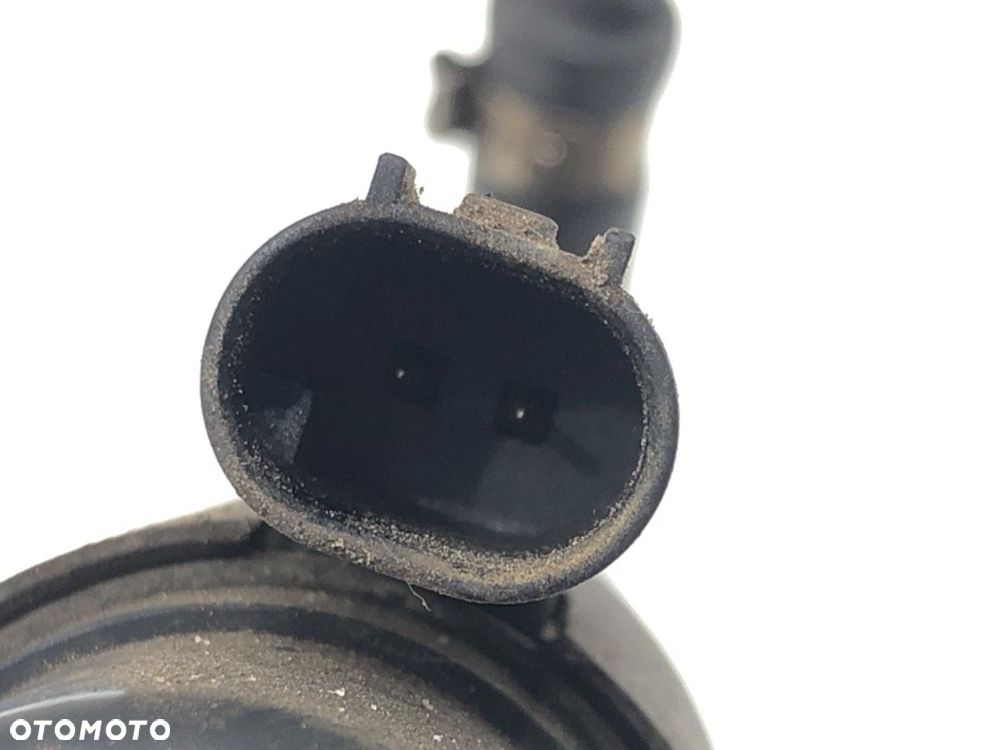 POMPA WEBASTO - 101.00 PLN - VW PASSAT B6 (3C2) 2005 - 2010 1.9 TDI 77 kW [105 KM] olej napędowy - 3