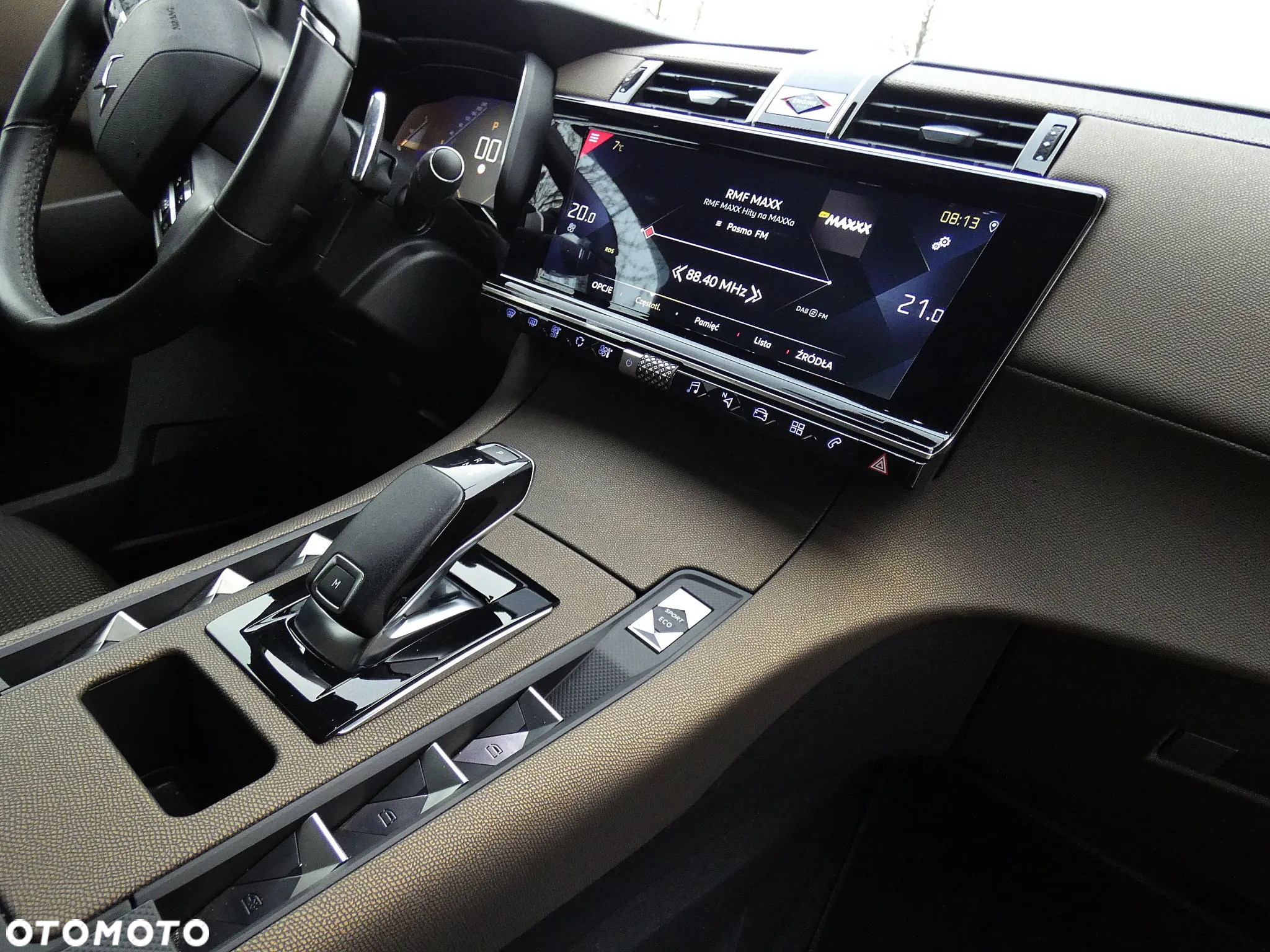 DS Automobiles DS 7 Crossback 2.0 BlueHDi Louvre - 29
