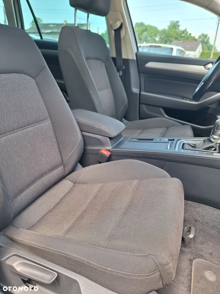 Volkswagen Passat 2.0 TDI BMT Comfortline DSG - 24
