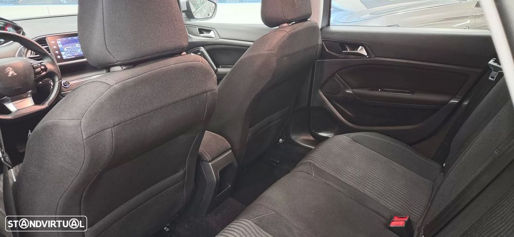 Peugeot 308 SW 1.6 e-HDi Access - 24