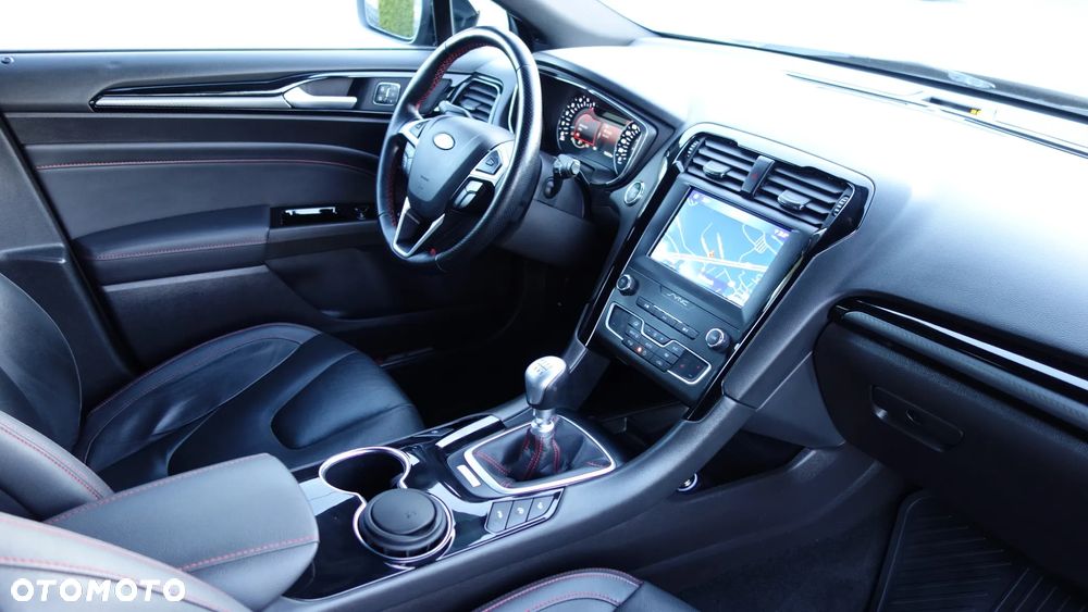 Ford Mondeo 2.0 EcoBlue ST-Line - 33