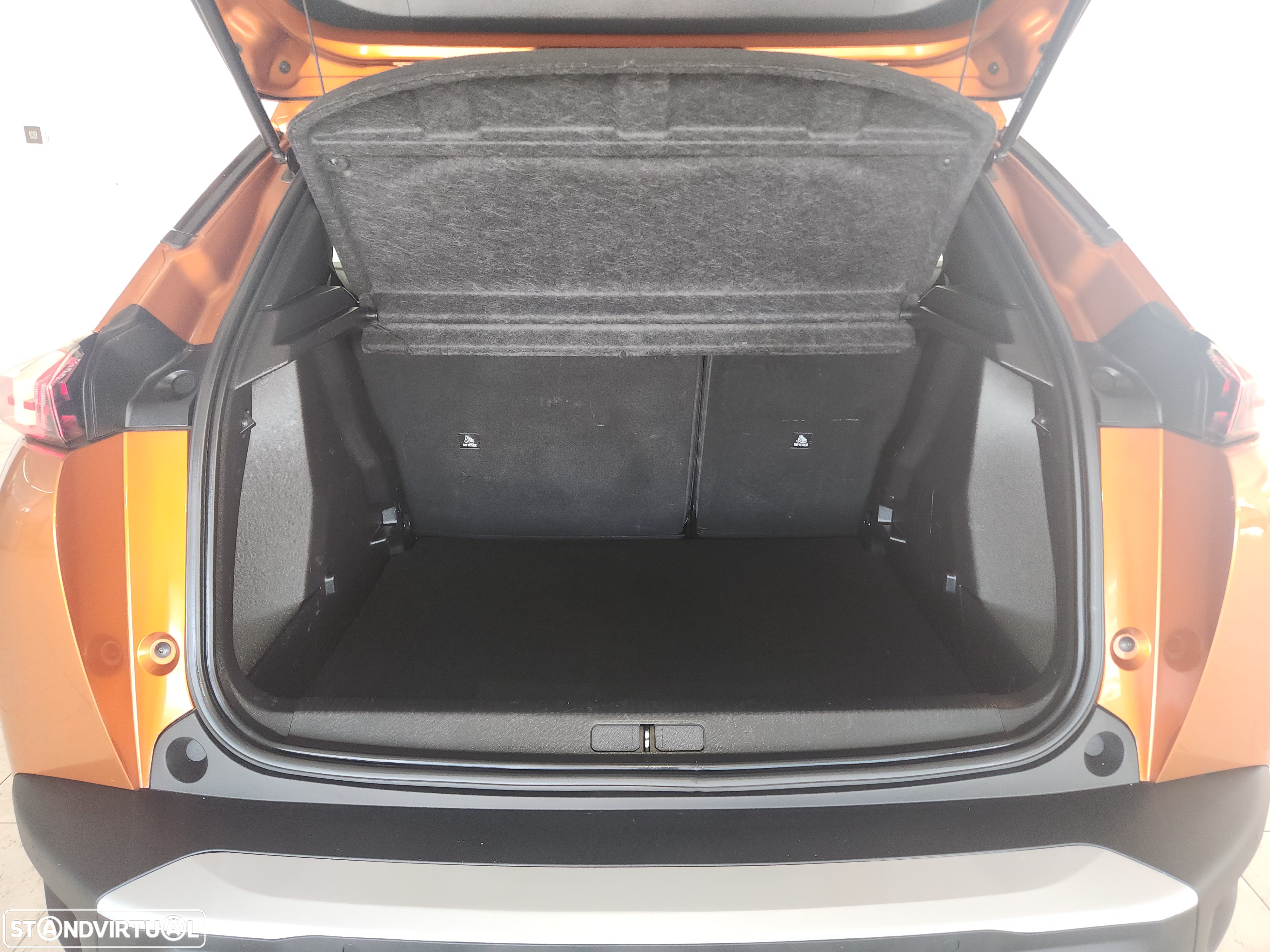 Peugeot 2008 1.5 BlueHDi Active Pack - 48