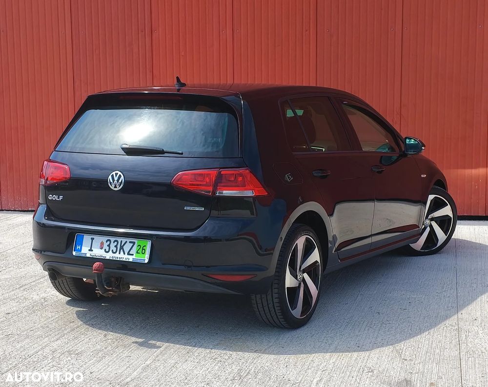 Volkswagen Golf 1.6 TDI BlueMotion Technology Lounge - 16