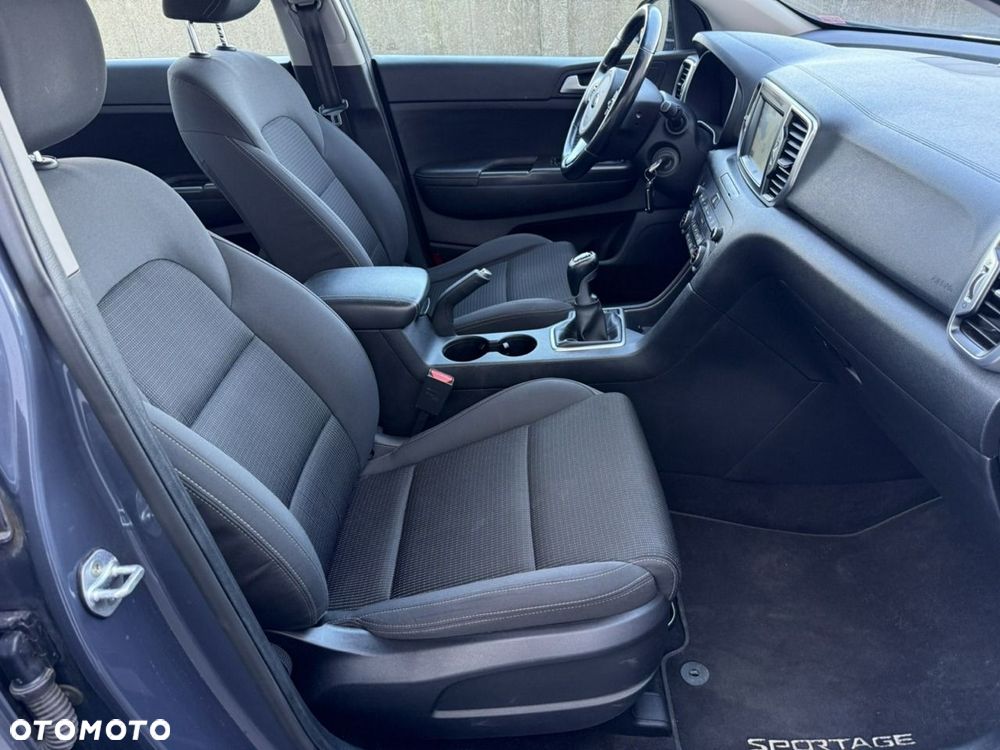 Kia Sportage 2.0 CRDI 2WD Spirit - 13
