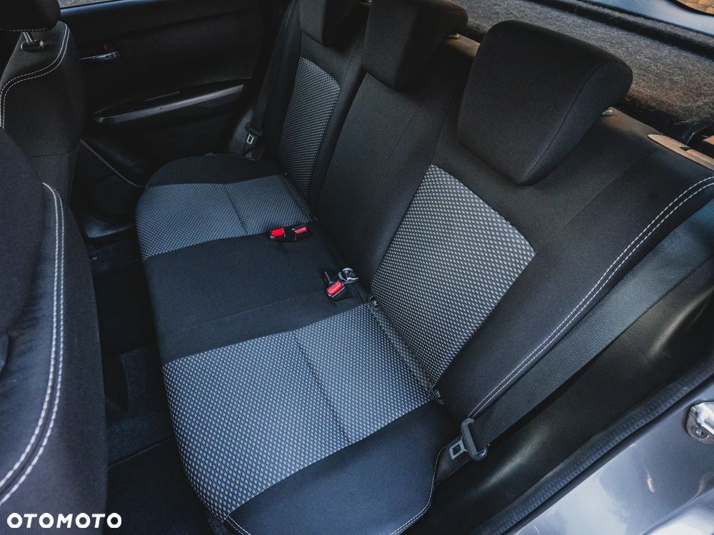 Suzuki Vitara 1.4 Boosterjet Hybrid Allgrip Comfort+ "SHINKAI" - 32