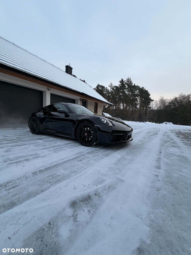 Porsche 911 Carrera 4S - 1