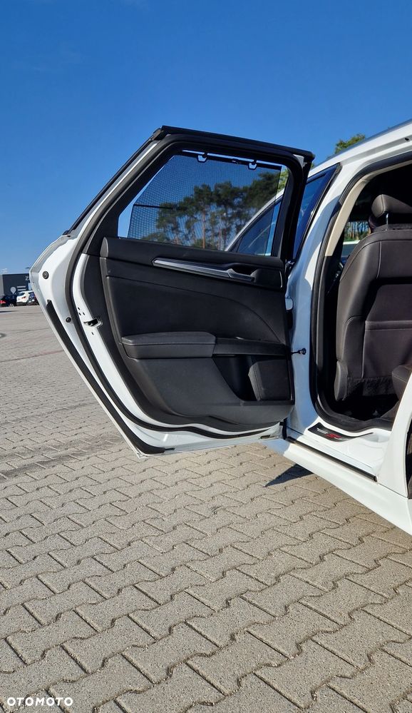Ford Mondeo 2.0 TDCi ST-Line PowerShift - 16