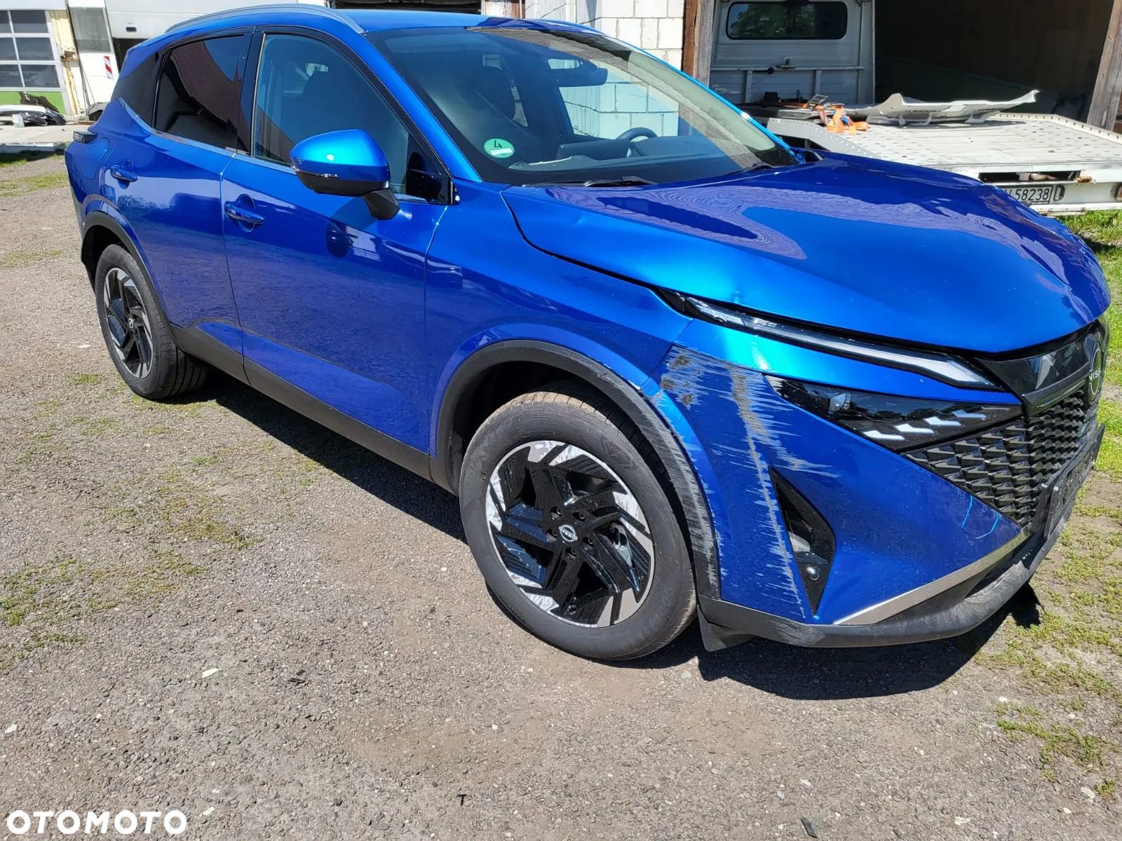 Nissan Qashqai - 1
