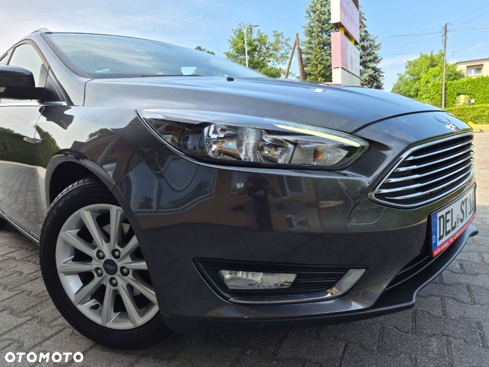 Ford Focus - 38