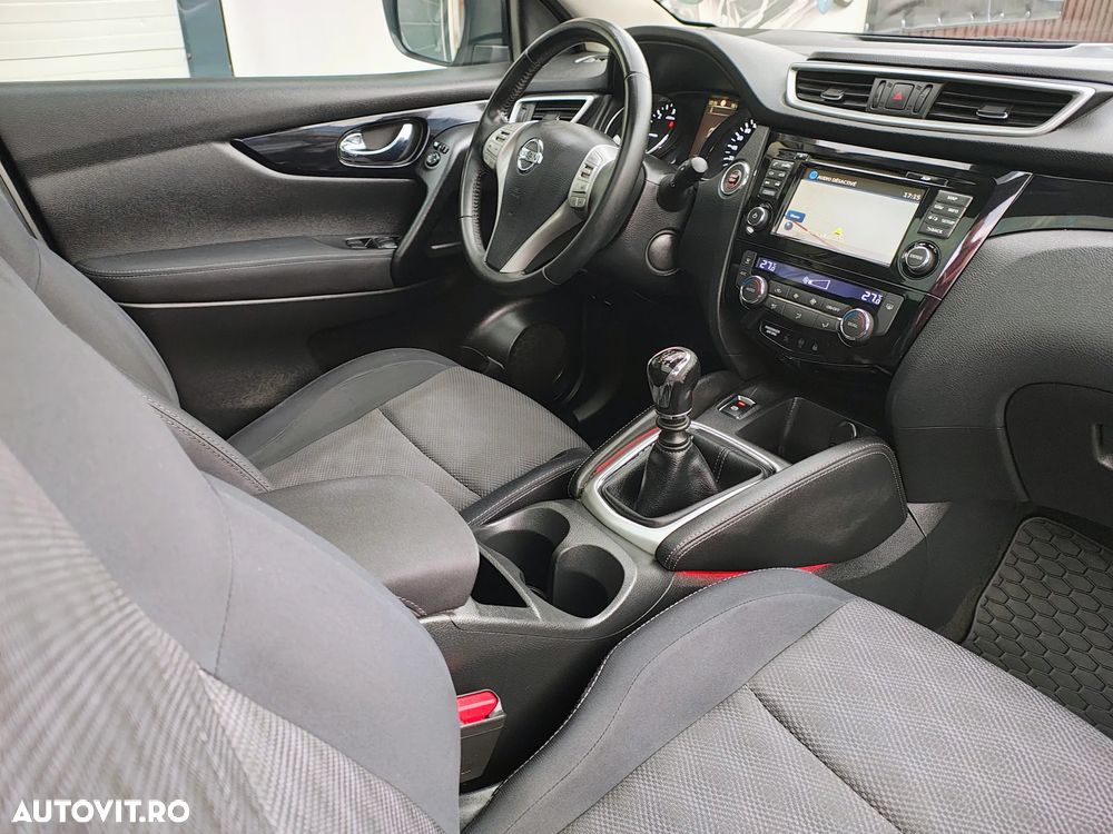 Nissan Qashqai 1.5 DCI TEKNA+ - 33