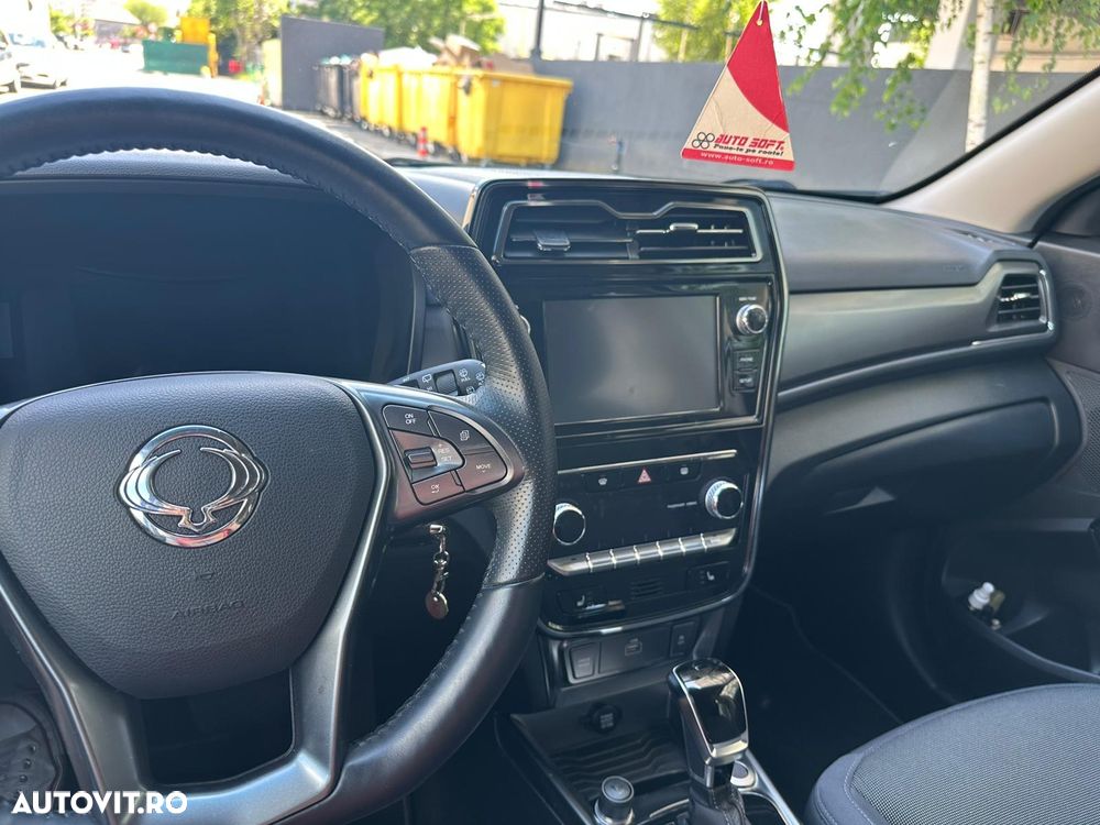 SsangYong Tivoli - 2
