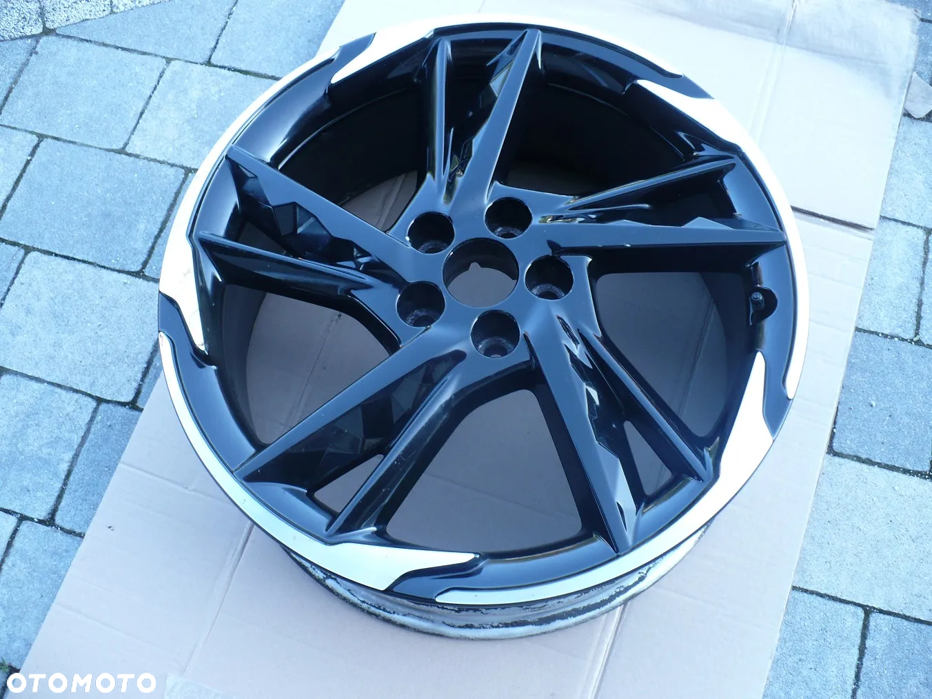 DS7 DS 7crossback FELGA 7.5J19CH5-46 982060707780 ORYGI. - 2