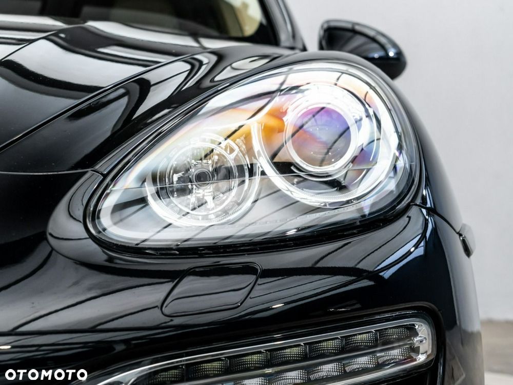 Porsche Cayenne Diesel Platinum Edition - 9