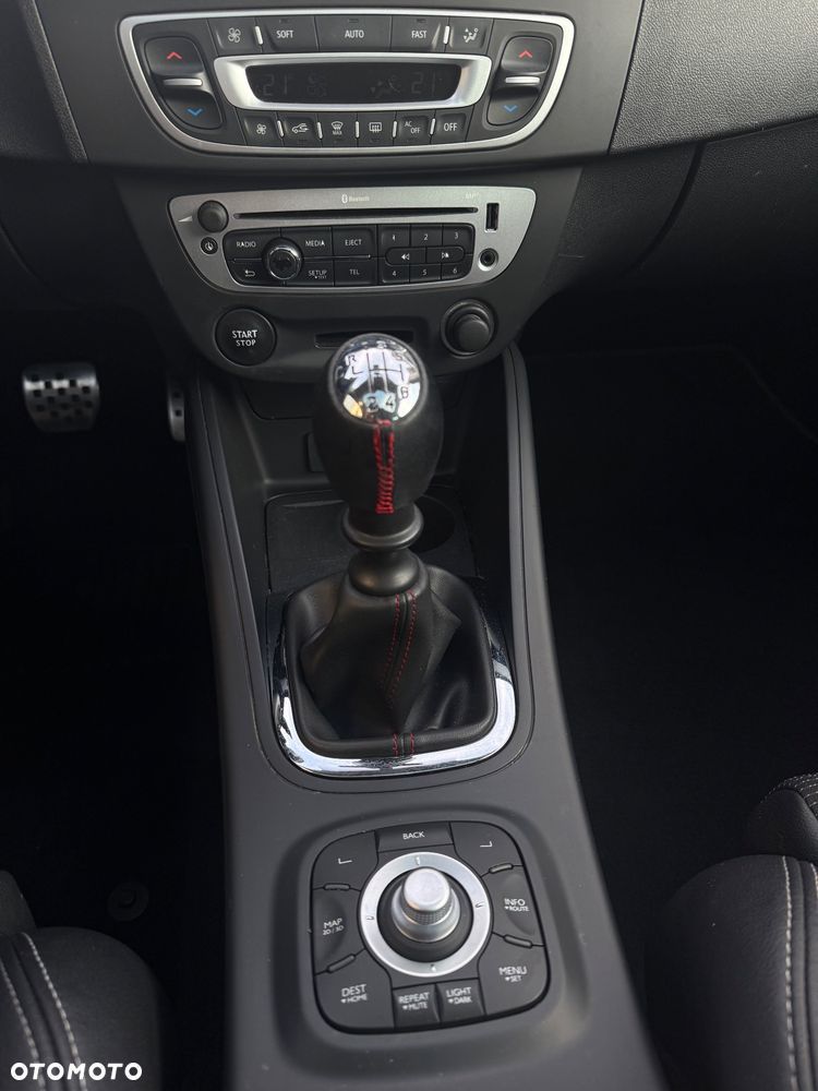 Renault Megane 2.0 dCi GT Robert Kubica - 19