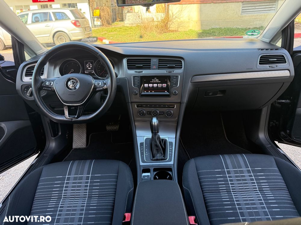 Volkswagen Golf 1.6 TDI (BlueMotion Technology) DSG Comfortline - 20