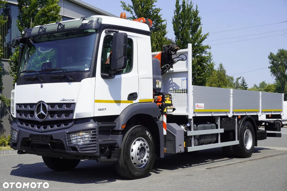 Mercedes-Benz Arocs 1827 4x2 / 70 tys km!!! / HDS Fassi F135A.0.22 / pilot / rotator_257692 - 3