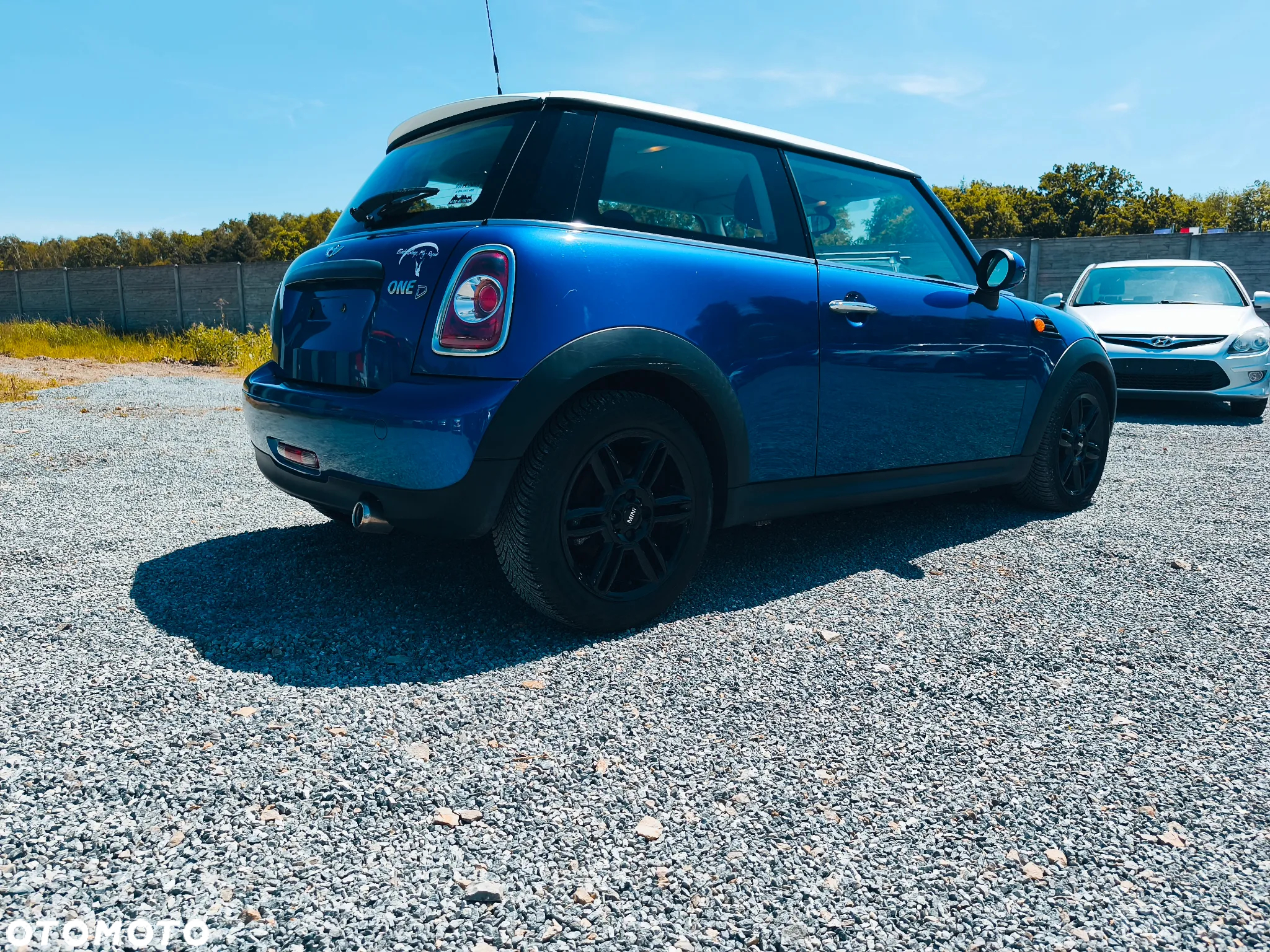 MINI ONE D - 4