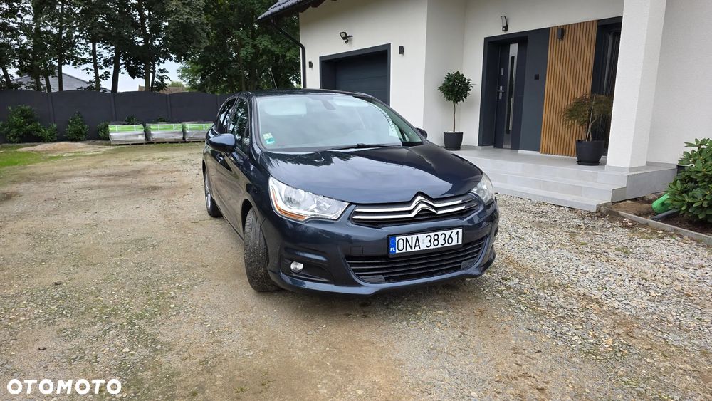 Citroën C4 VTi 120 Exclusive - 4
