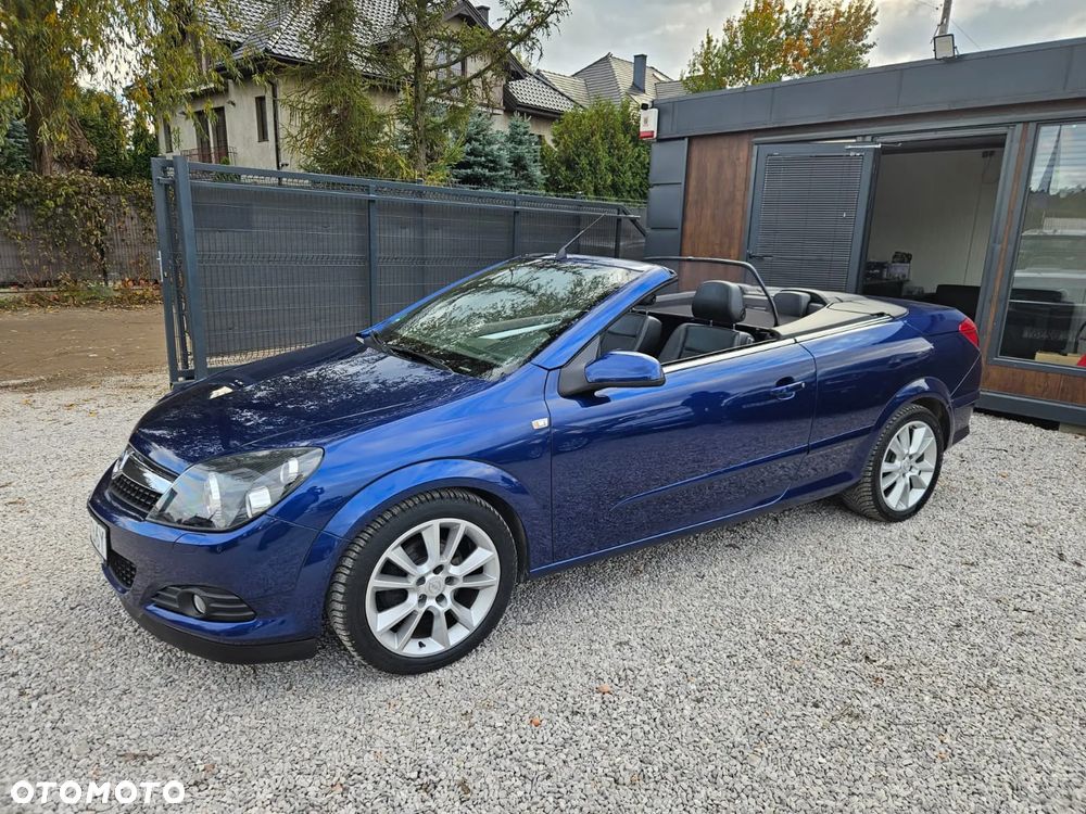 Opel Astra 1.8 Cosmo - 22