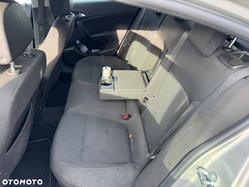 Opel Insignia - 14