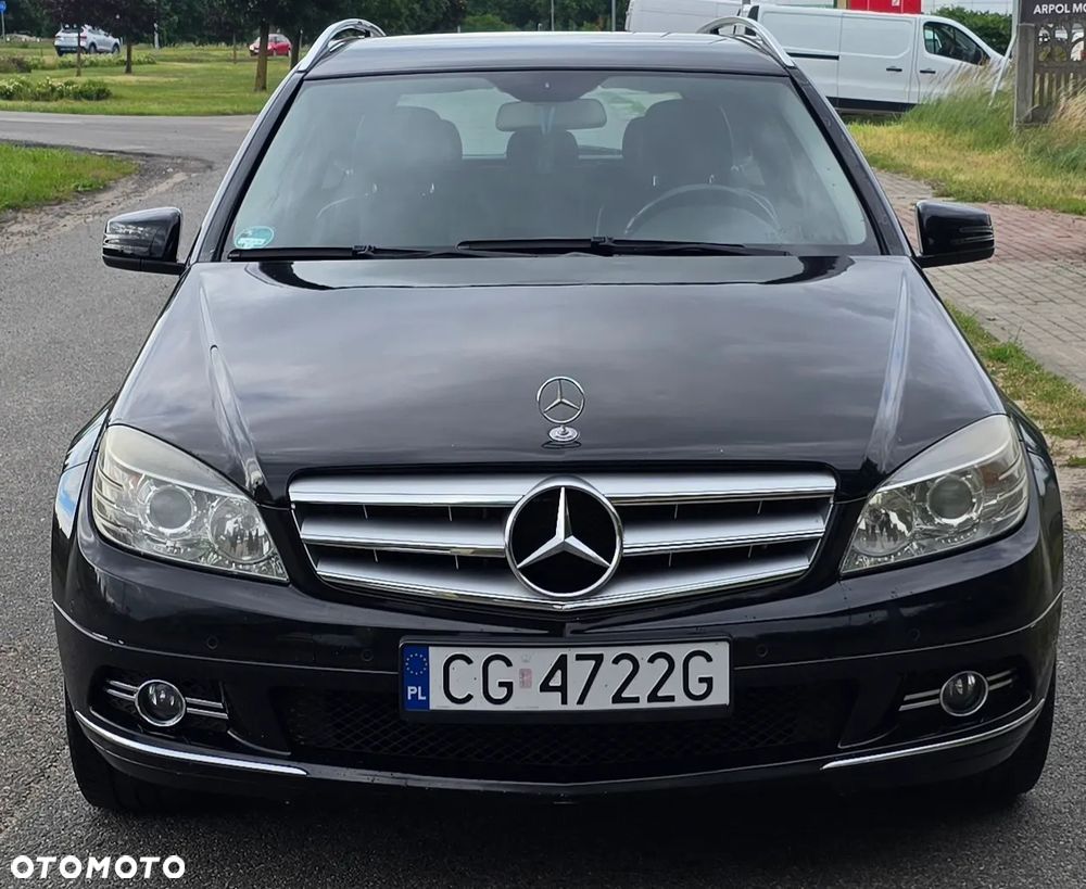 Mercedes-Benz Klasa C 180 CGI BlueEFFICIENCY Avantgarde - 1
