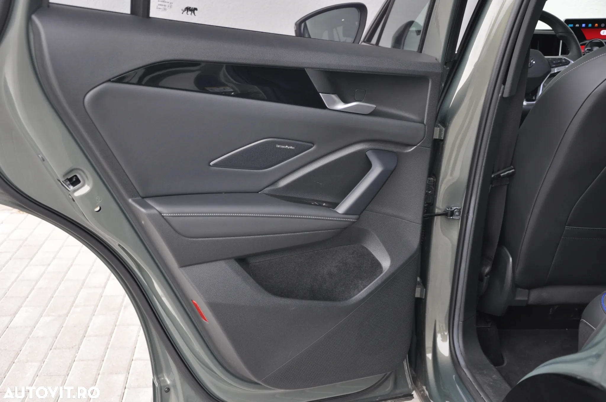 Volkswagen Tiguan 2.0 TDI DSG 4Motion R-Line - 36