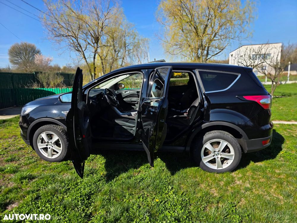 Ford Kuga 1.5 EcoBoost 4WD Aut. ST-Line - 9