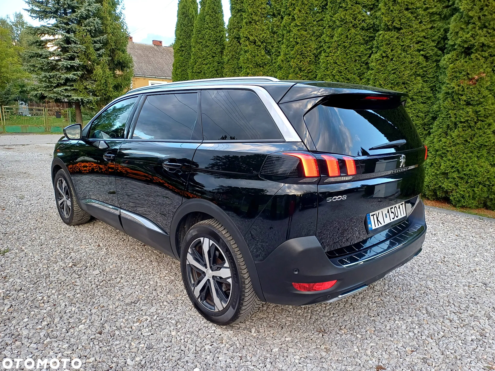 Peugeot 5008 1.6 BlueHDi Allure - 4