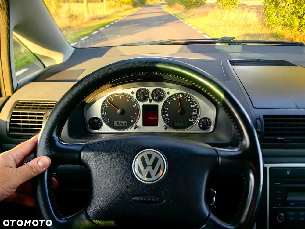 Volkswagen Sharan 2.0 Freestyle - 16