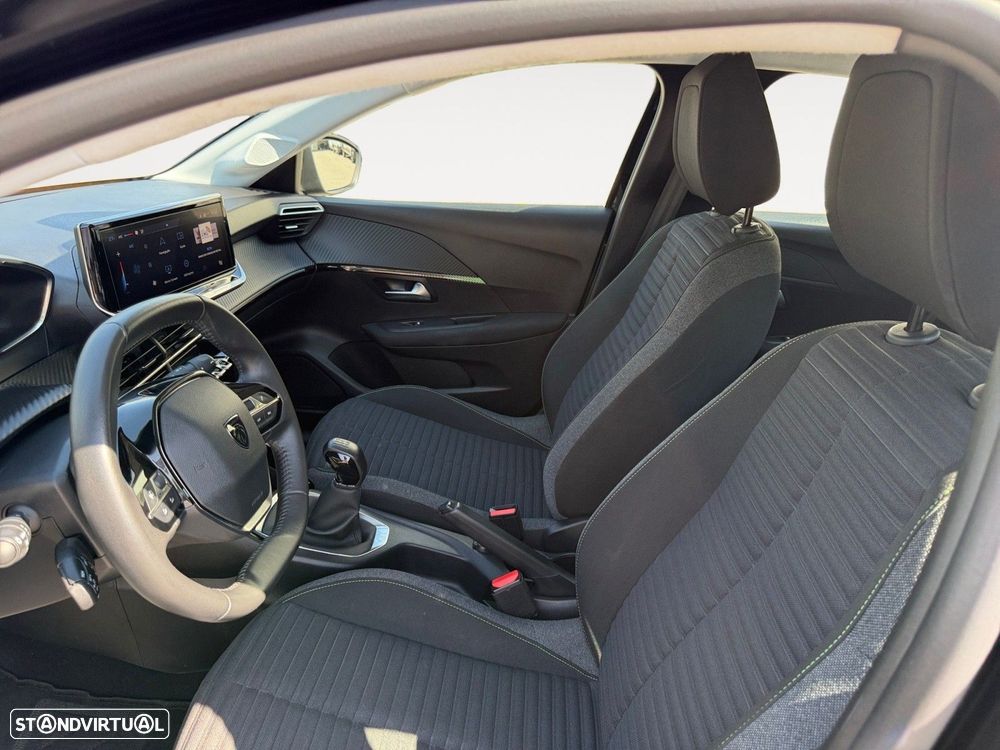 Peugeot 208 1.2 PureTech Active — fotografia 9