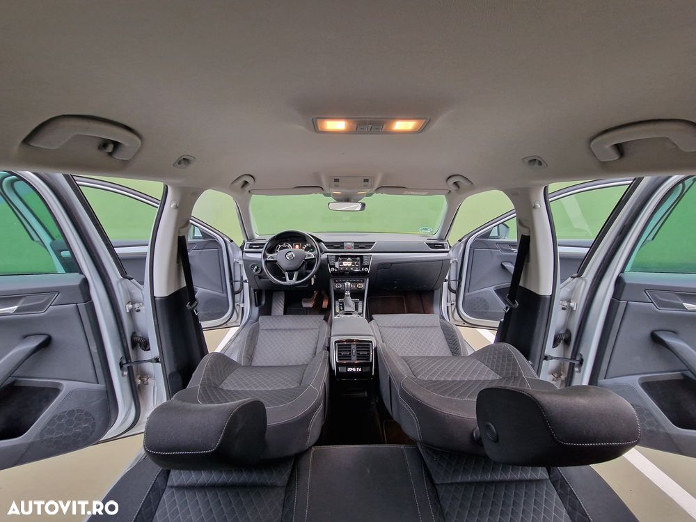 Skoda Superb 2.0 TDI DSG Premium Edition - 3