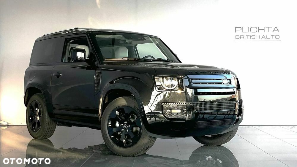 Land Rover Defender - 1