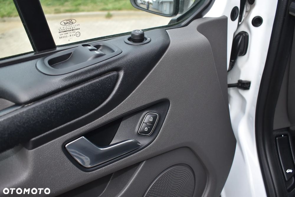 Ford Transit Custom - 24