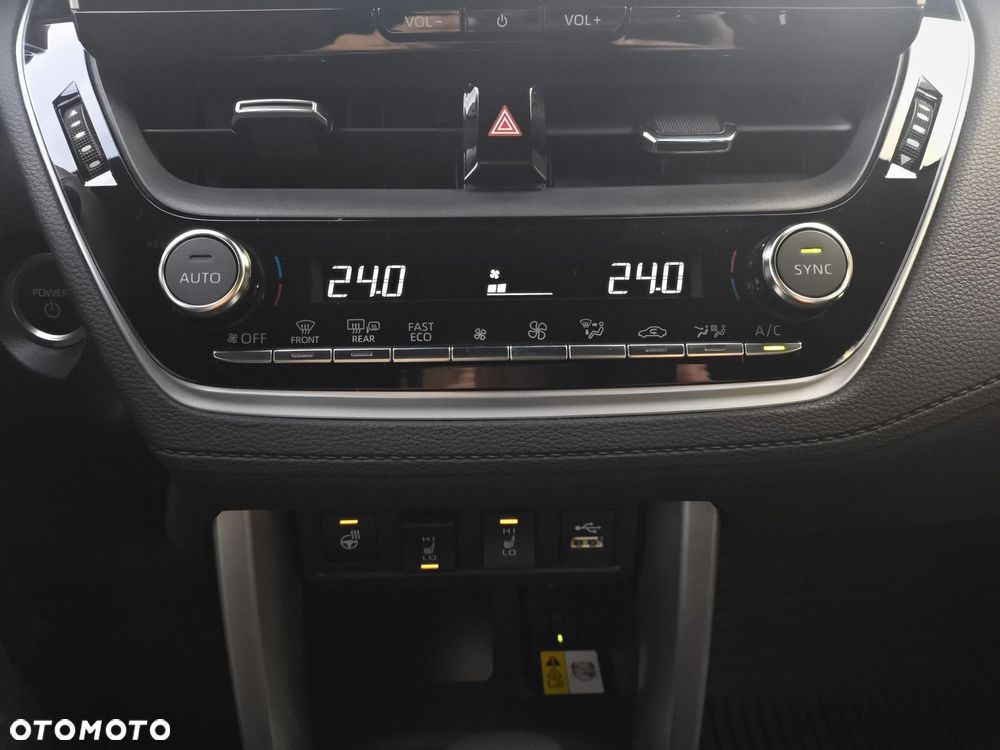 Toyota Corolla Cross 2.0 Hybrid Style - 23