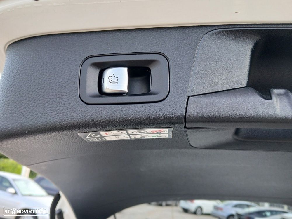 Mercedes-Benz C 220 (BlueTEC) d Station 7G-TRONIC Avantgarde - 11