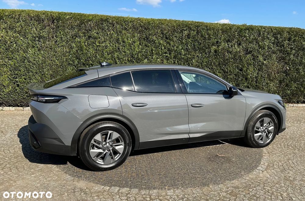 Peugeot 408 1.6 Plug-In Hybrid 180 Allure Pack EAT8 - 5