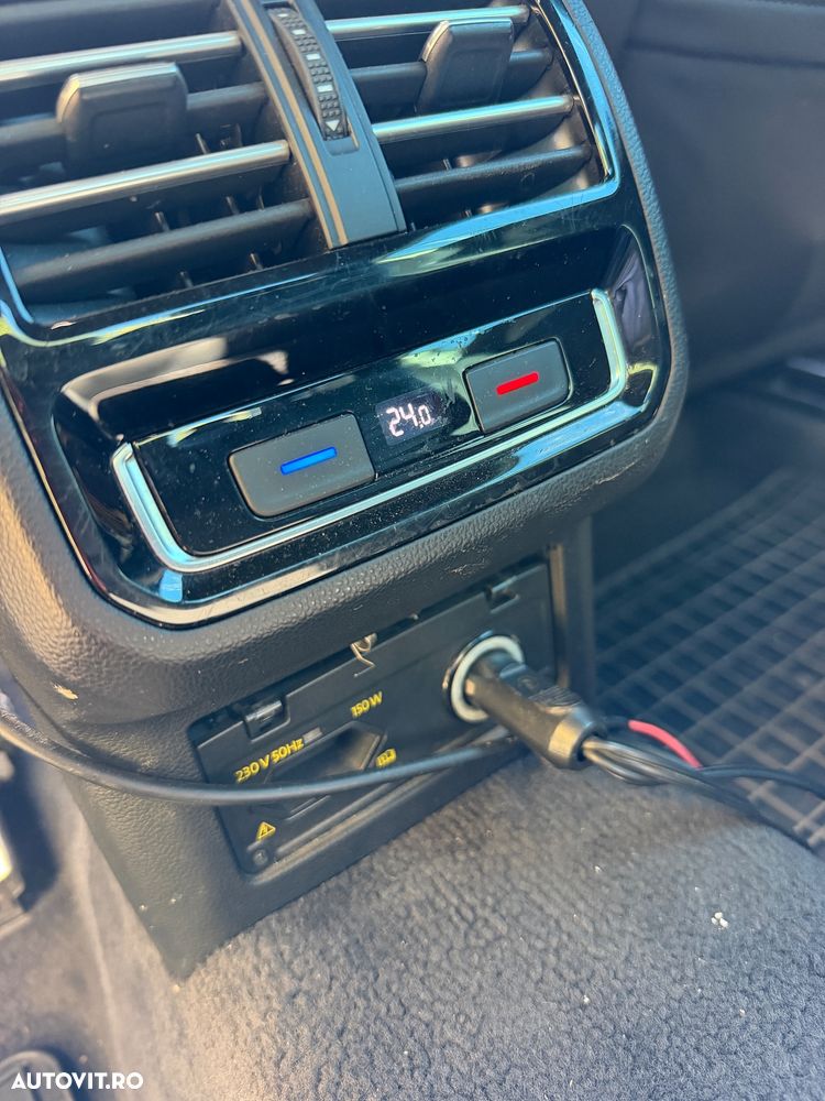Volkswagen Passat - 12
