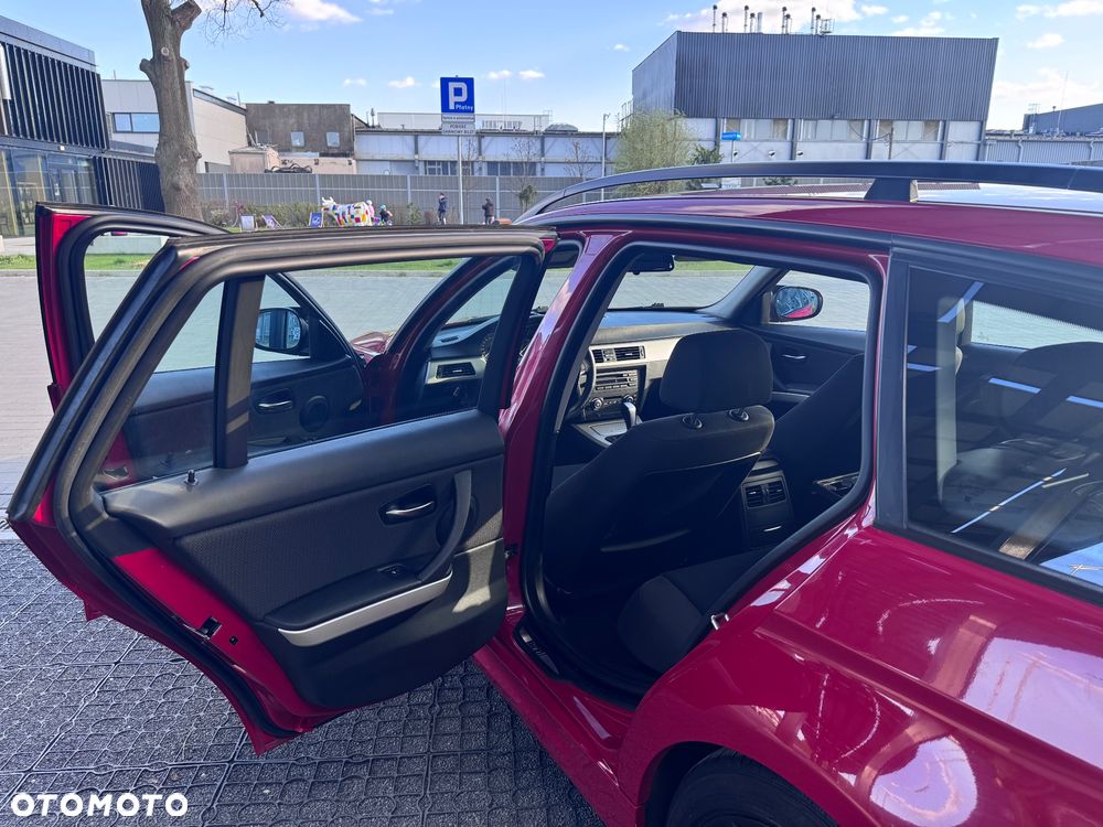 BMW Seria 3 320i Edition Exclusive - 23