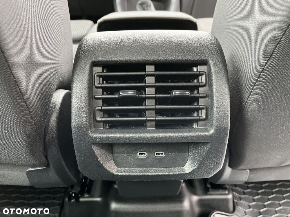 Volkswagen Caddy - 21