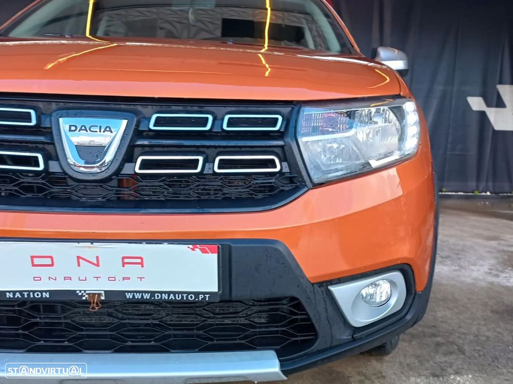 Dacia Sandero Stepway TCe 90 Easy-R S&S Celebration - 14