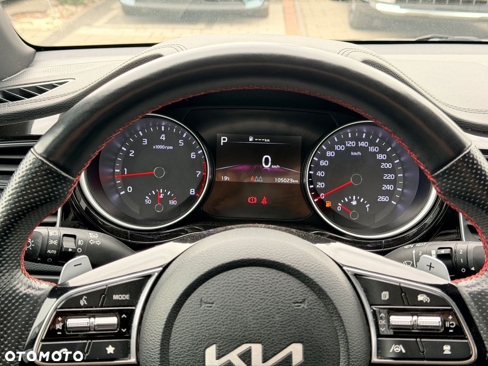 Kia ProCeed 1.6 T-GDI GT DCT - 14