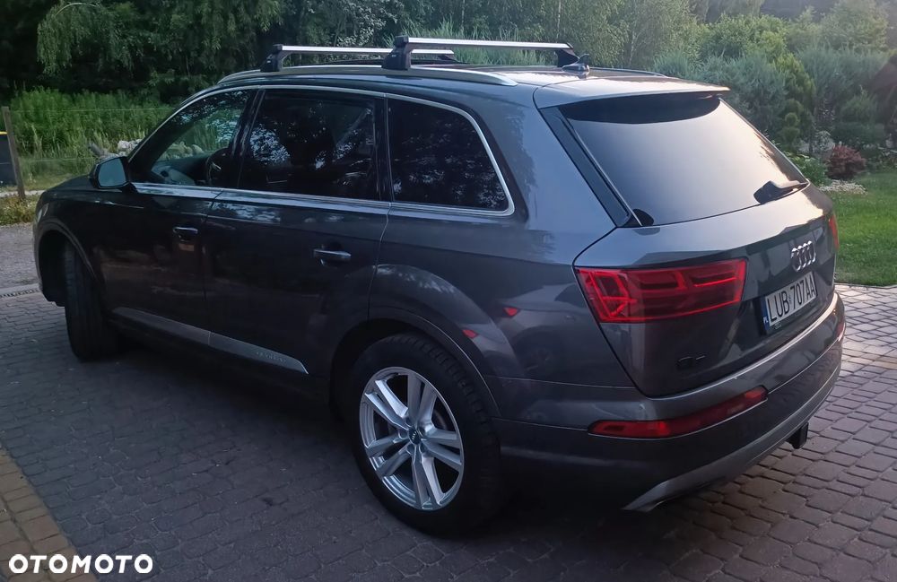 Audi Q7 - 7