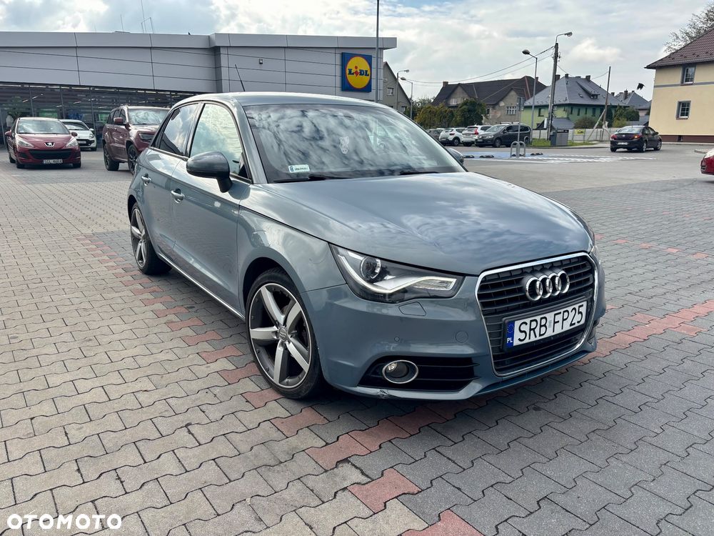 Audi A1 1.6 TDI S tronic Attraction - 2