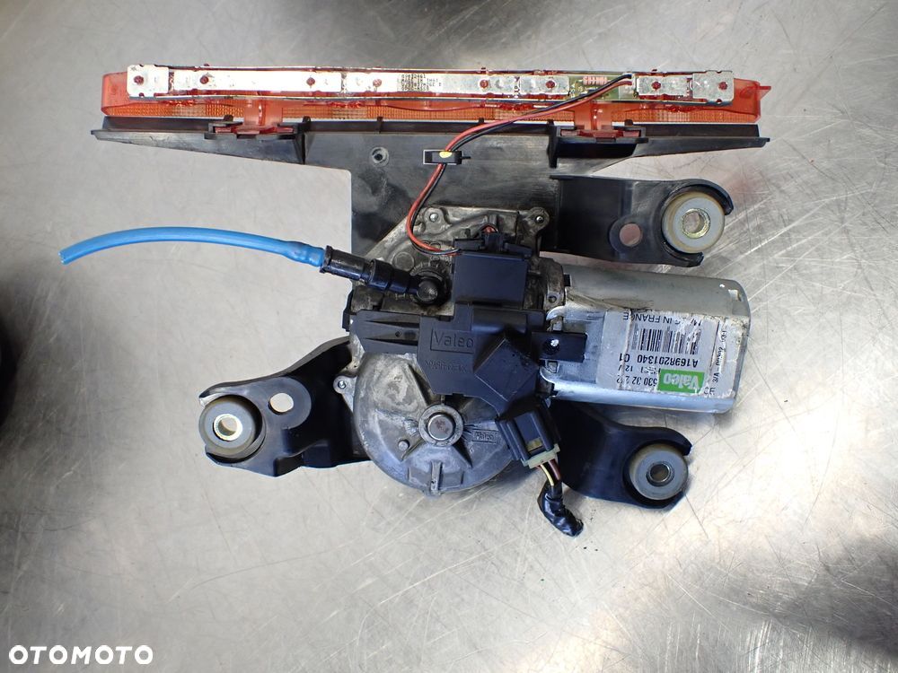 SILNICZEK WYCIERACZKI TYLNEJ MERCEDES W169 A200 - 2