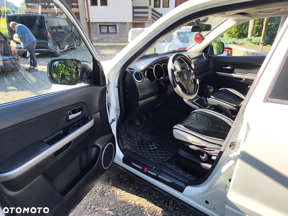 Suzuki Grand Vitara 1.9 DDiS De Luxe - 9